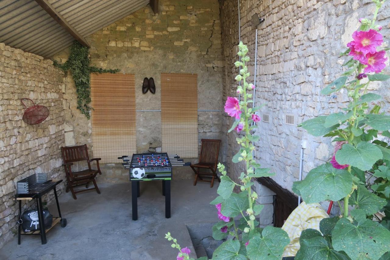 Aux Acacias Villa Braye-sous-Faye Luaran gambar